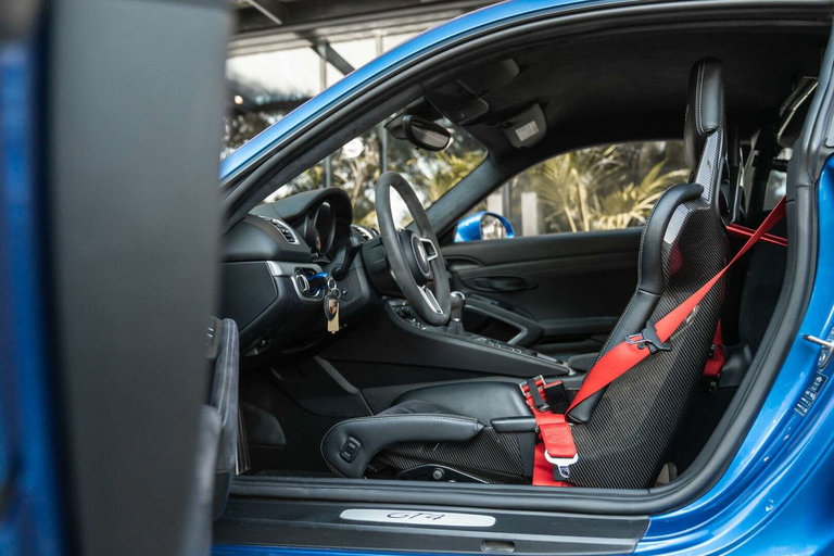 Porsche 981 Cayman GT4