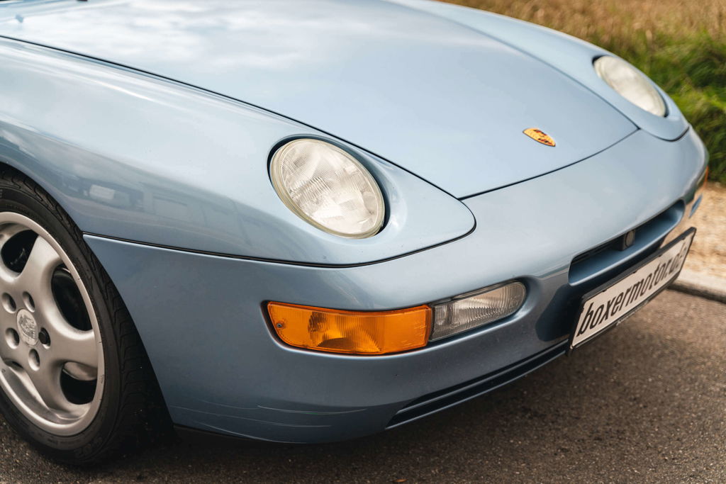 Porsche 968