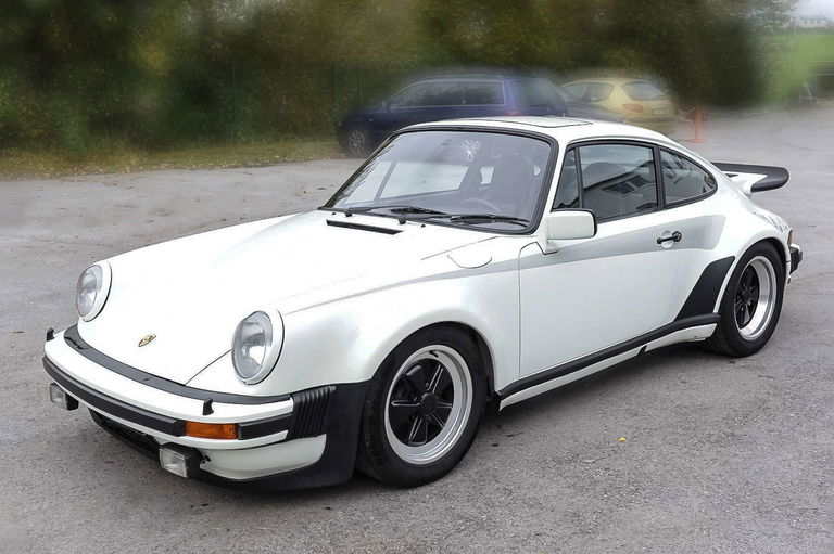 Porsche 911 Turbo 3.0 (US)