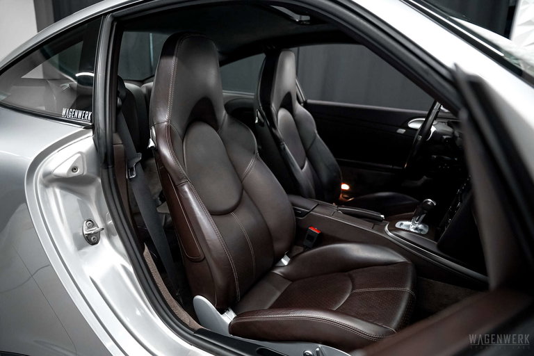 Porsche 997.2 Carrera 4S