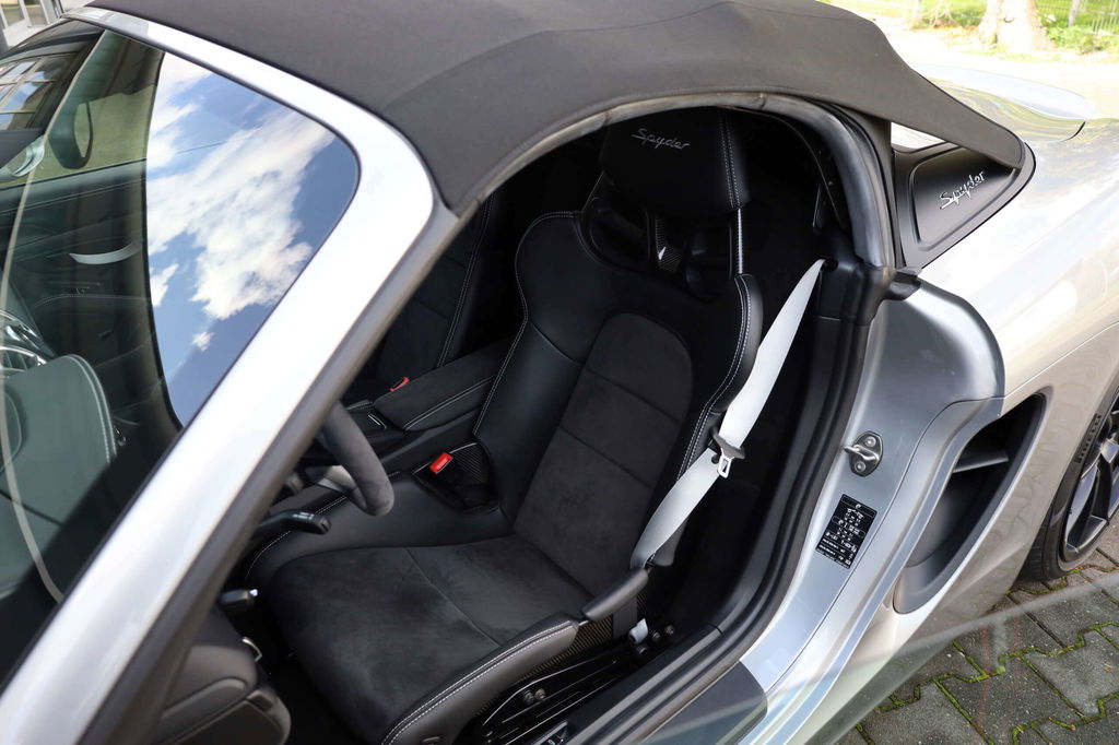 Porsche 981 Boxster Spyder