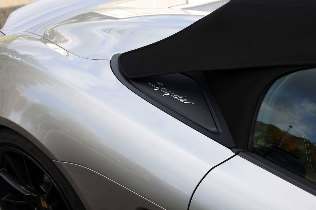 Porsche 981 Boxster Spyder