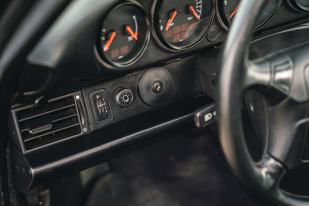 Porsche 964 Carrera 2