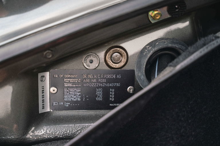 Porsche 964 Carrera 2