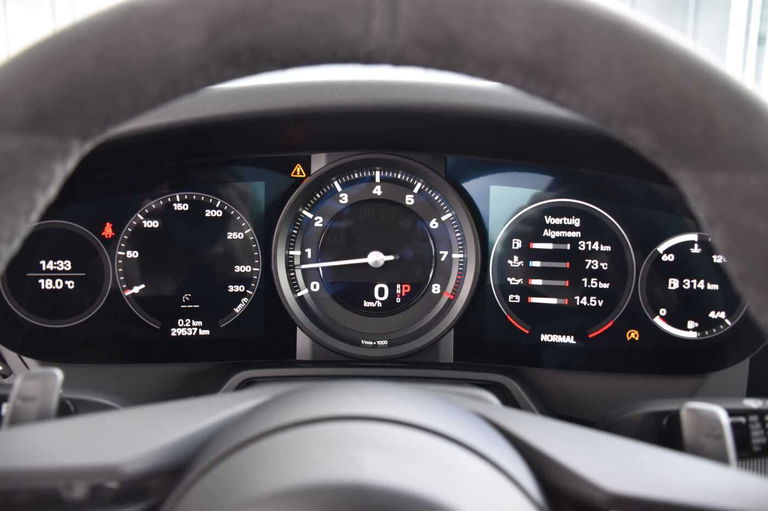 Porsche 992 Carrera 4S