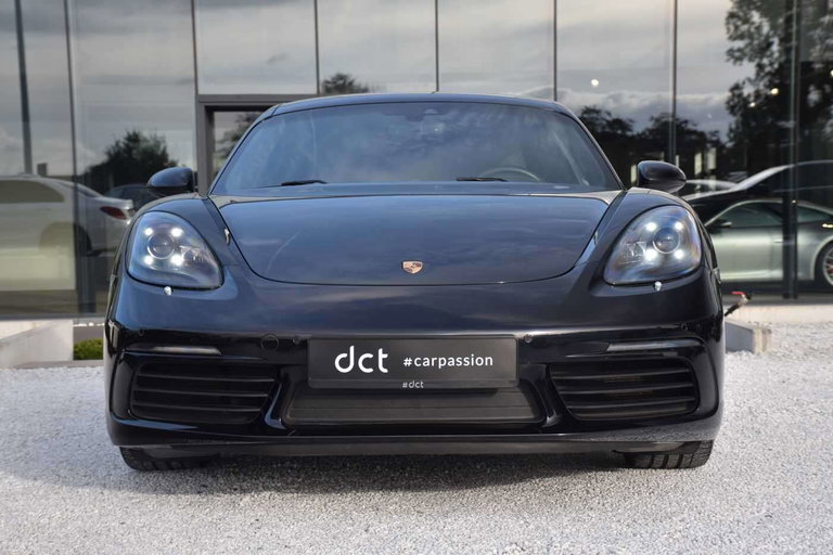 Porsche 718 Cayman