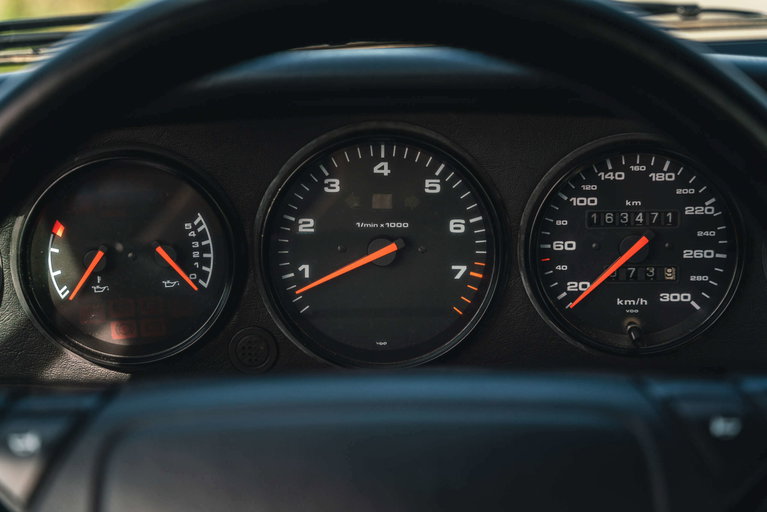Porsche 964 Carrera 4