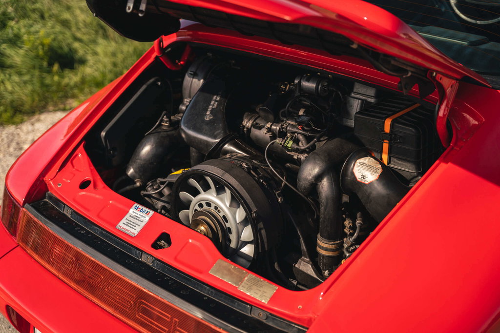 Porsche 964 Carrera 4