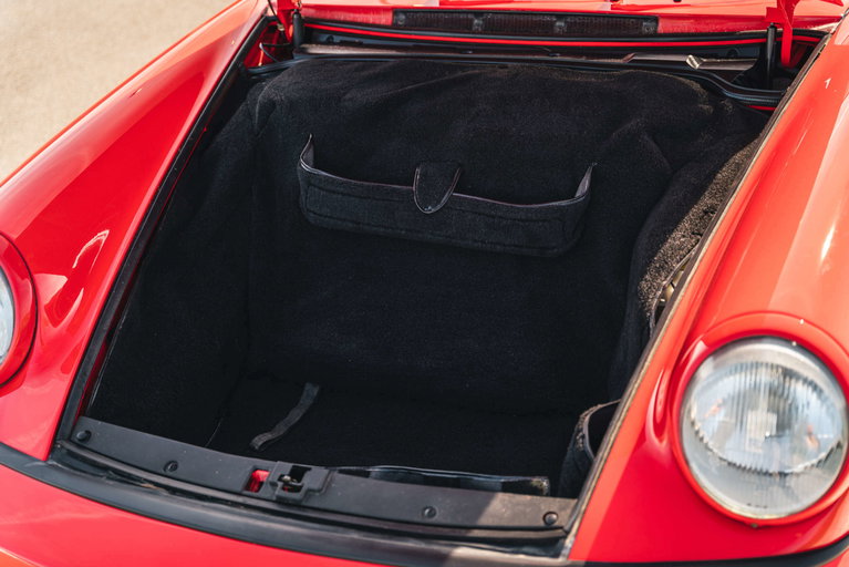 Porsche 964 Carrera 4