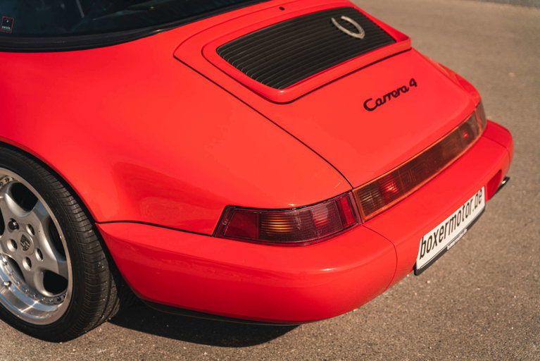 Porsche 964 Carrera 4