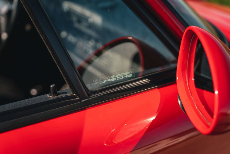 Porsche 964 Carrera 4