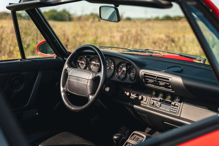 Porsche 964 Carrera 4