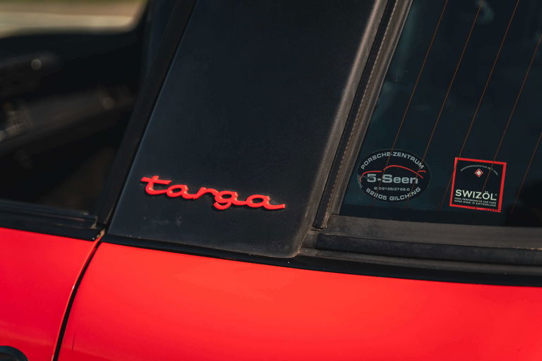 Porsche 964 Carrera 4