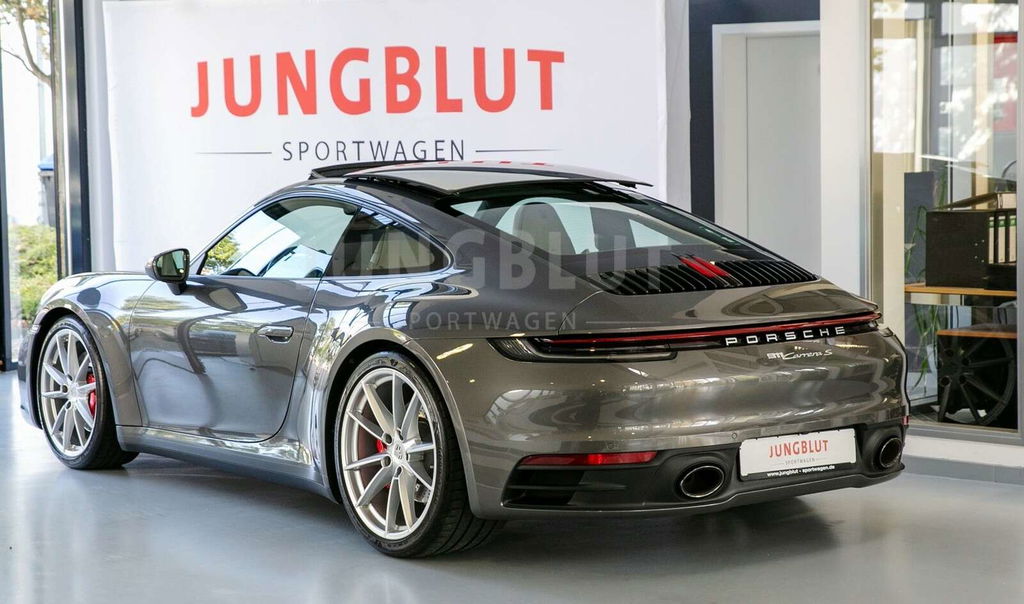 Porsche 992 Carrera S