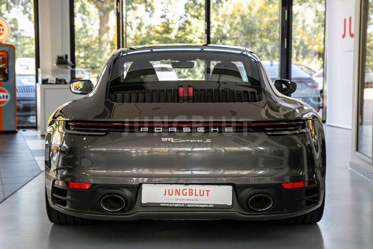 Porsche 992 Carrera S