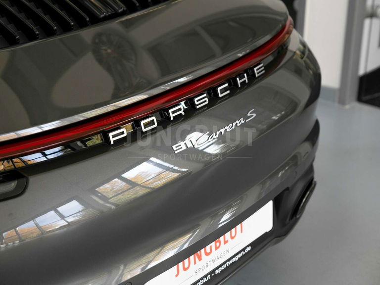 Porsche 992 Carrera S