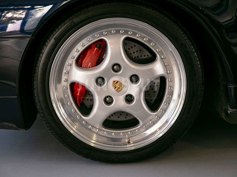 Porsche 993 Carrera 4S