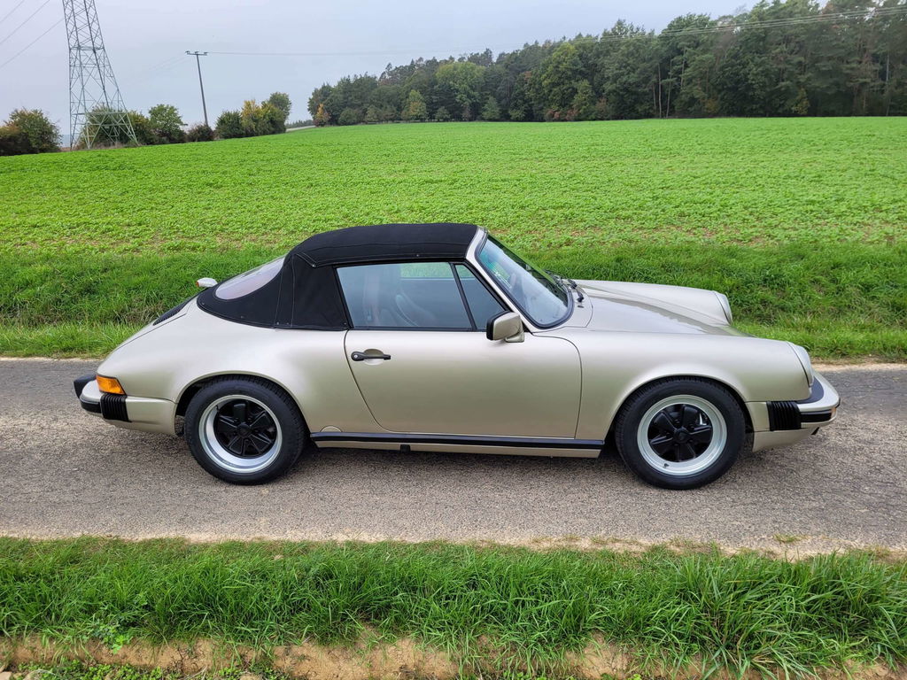 Porsche 911 Carrera 3.2