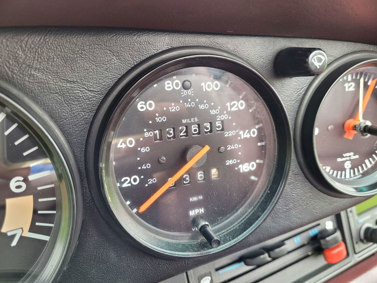 Porsche 911 Carrera 3.2