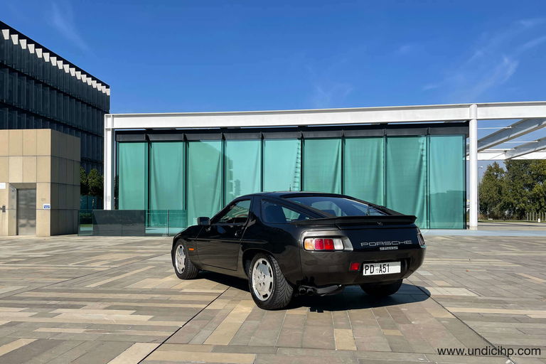 Porsche 928 S