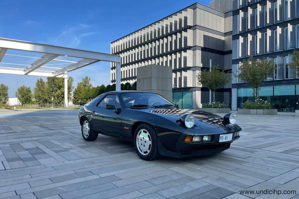 Porsche 928 S