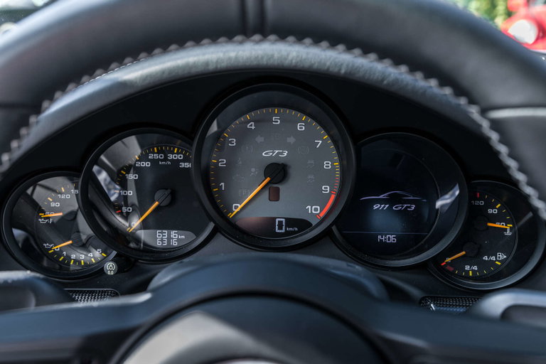 Porsche 991.2 GT3 Touring