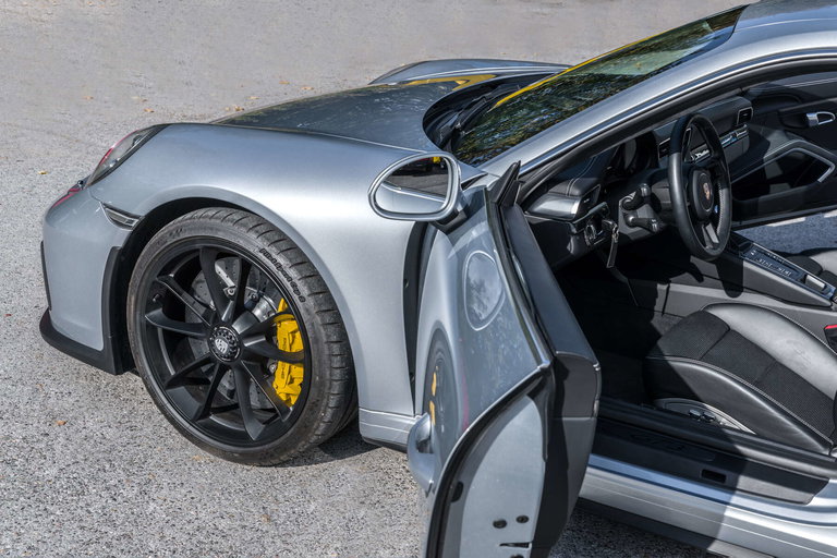 Porsche 991.2 GT3 Touring
