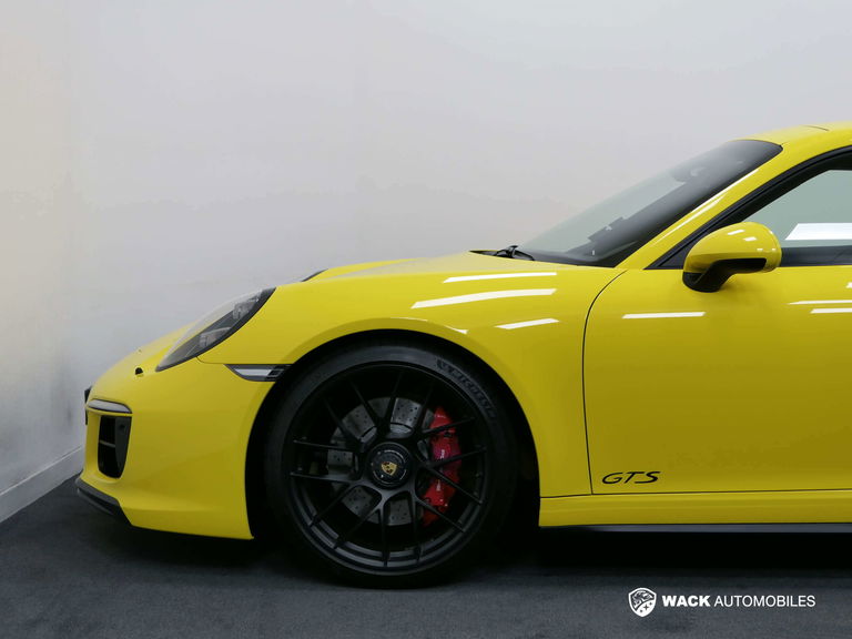 Porsche 991.2 Carrera GTS