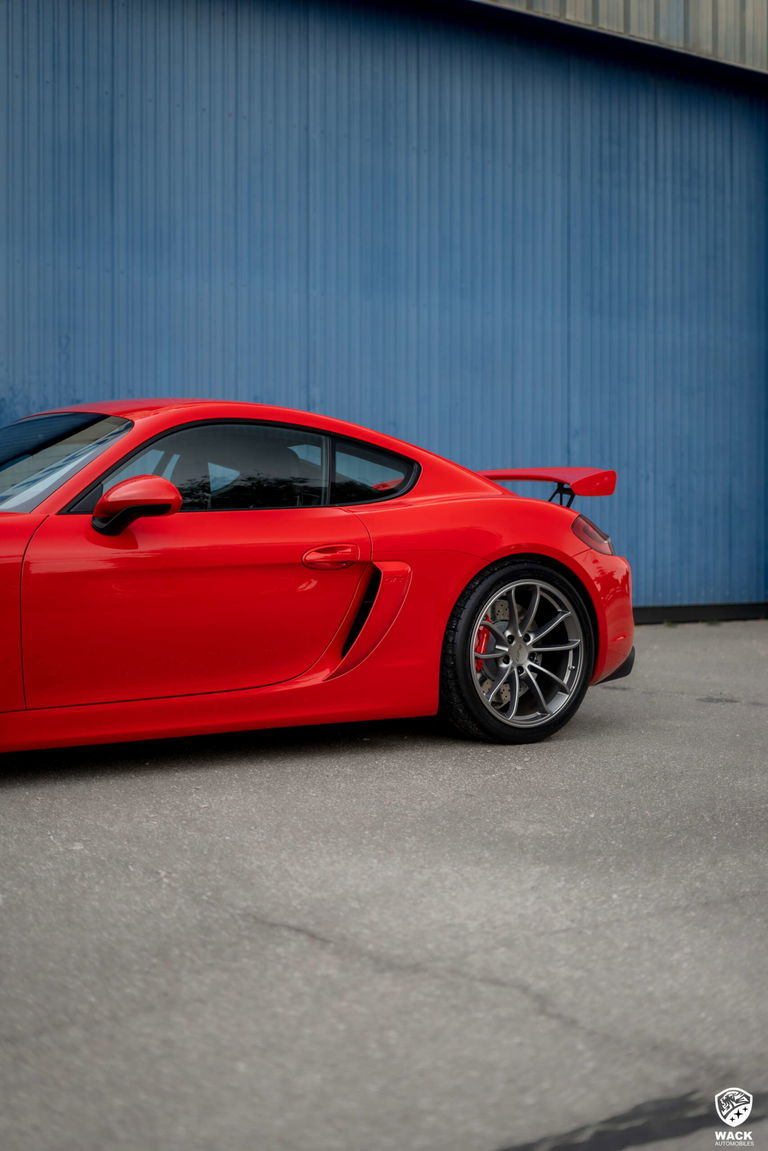 Porsche 981 Cayman GT4