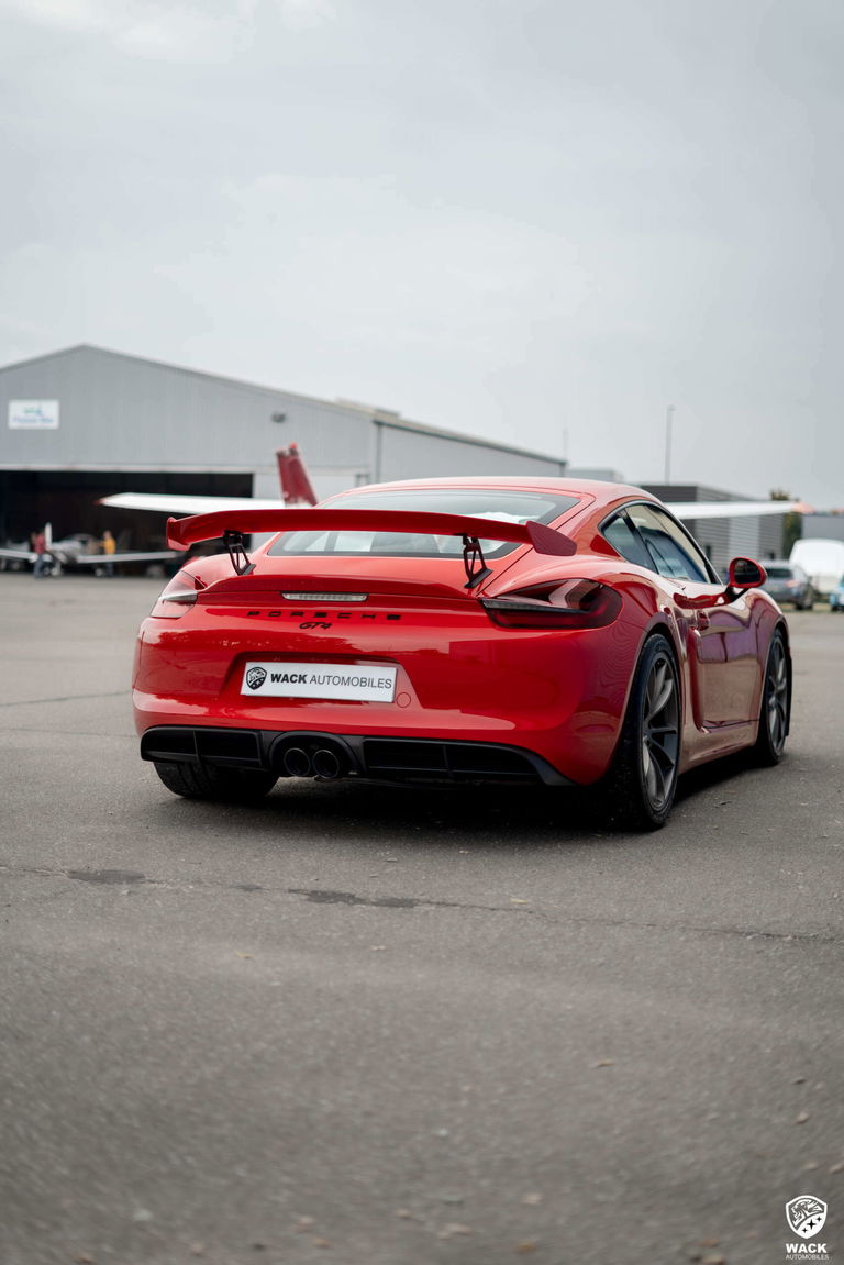 Porsche 981 Cayman GT4