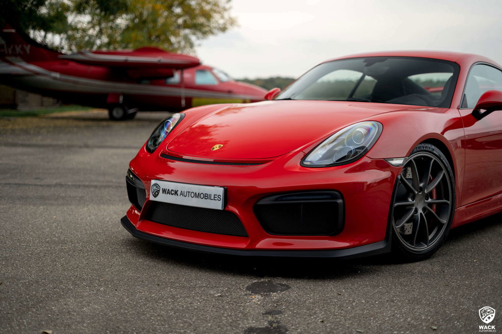 Porsche 981 Cayman GT4