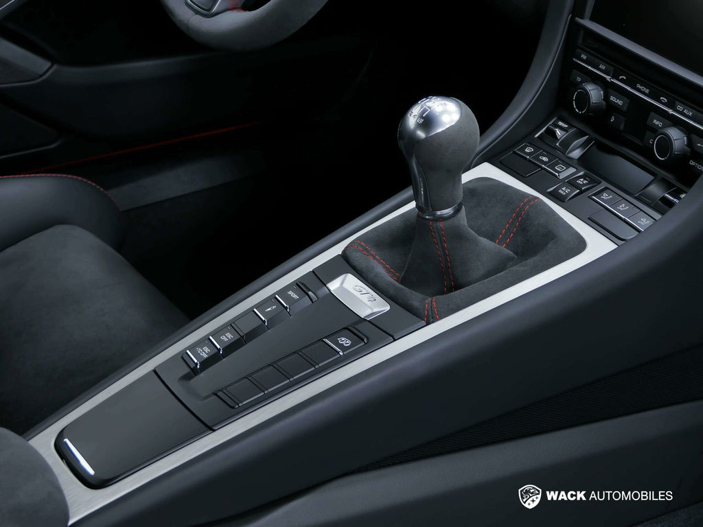 Porsche 981 Cayman GT4