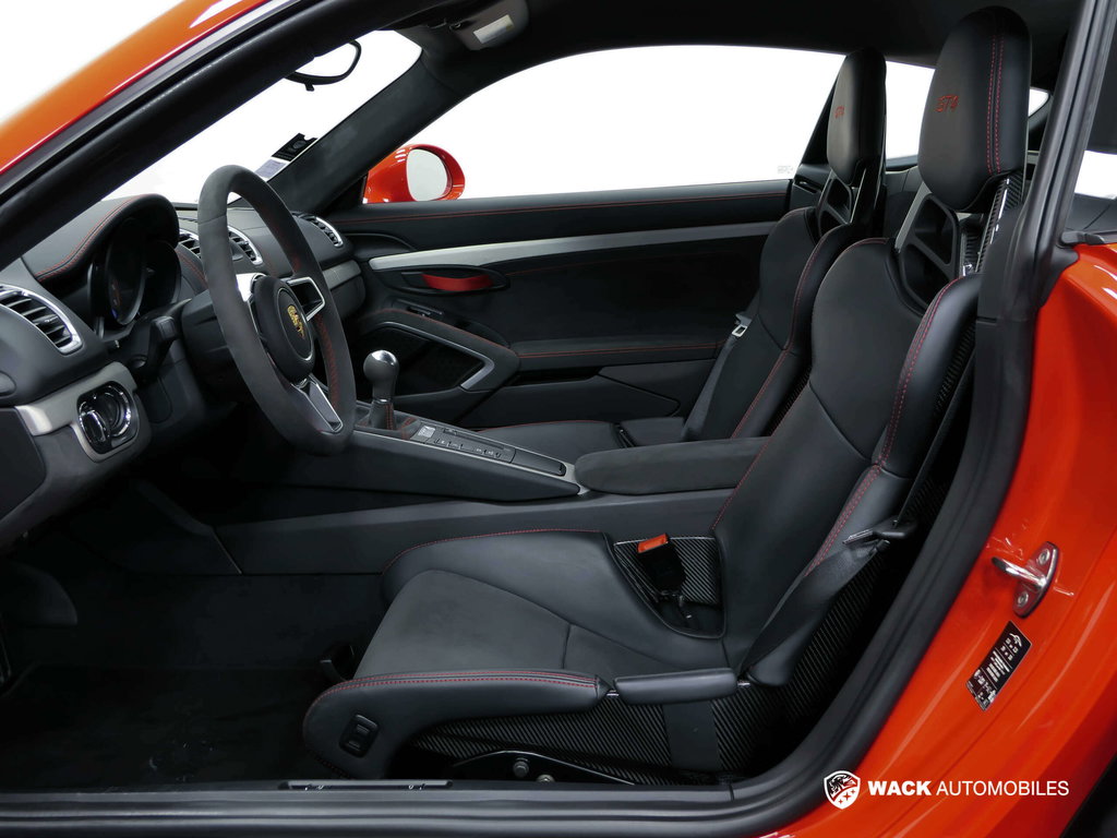 Porsche 981 Cayman GT4