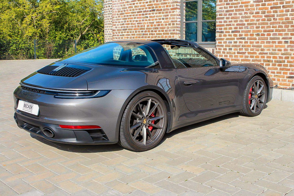 Porsche 992 Targa 4 GTS