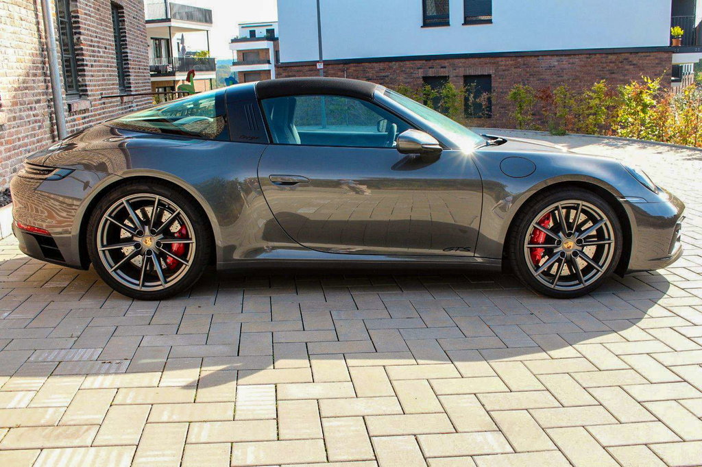 Porsche 992 Targa 4 GTS
