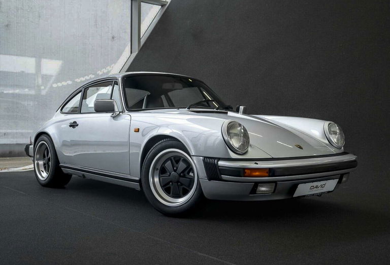 Porsche 911 Carrera 3.2
