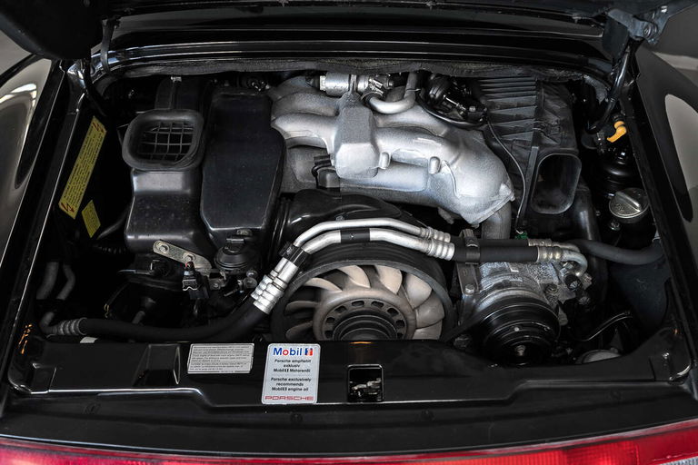 Porsche 993 Carrera 4S