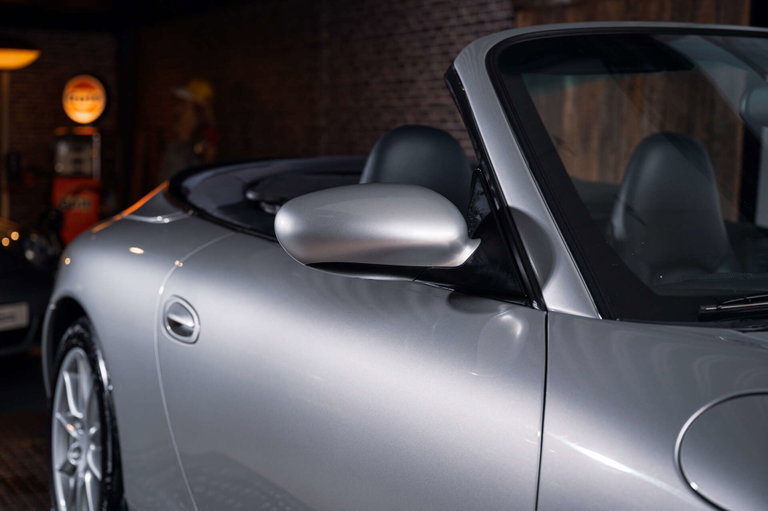 Porsche 996 Carrera 4