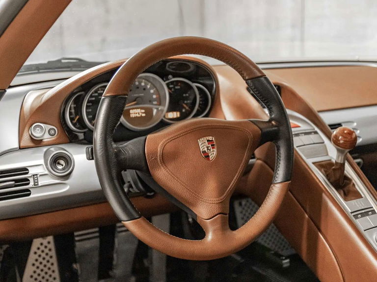 Porsche Carrera GT
