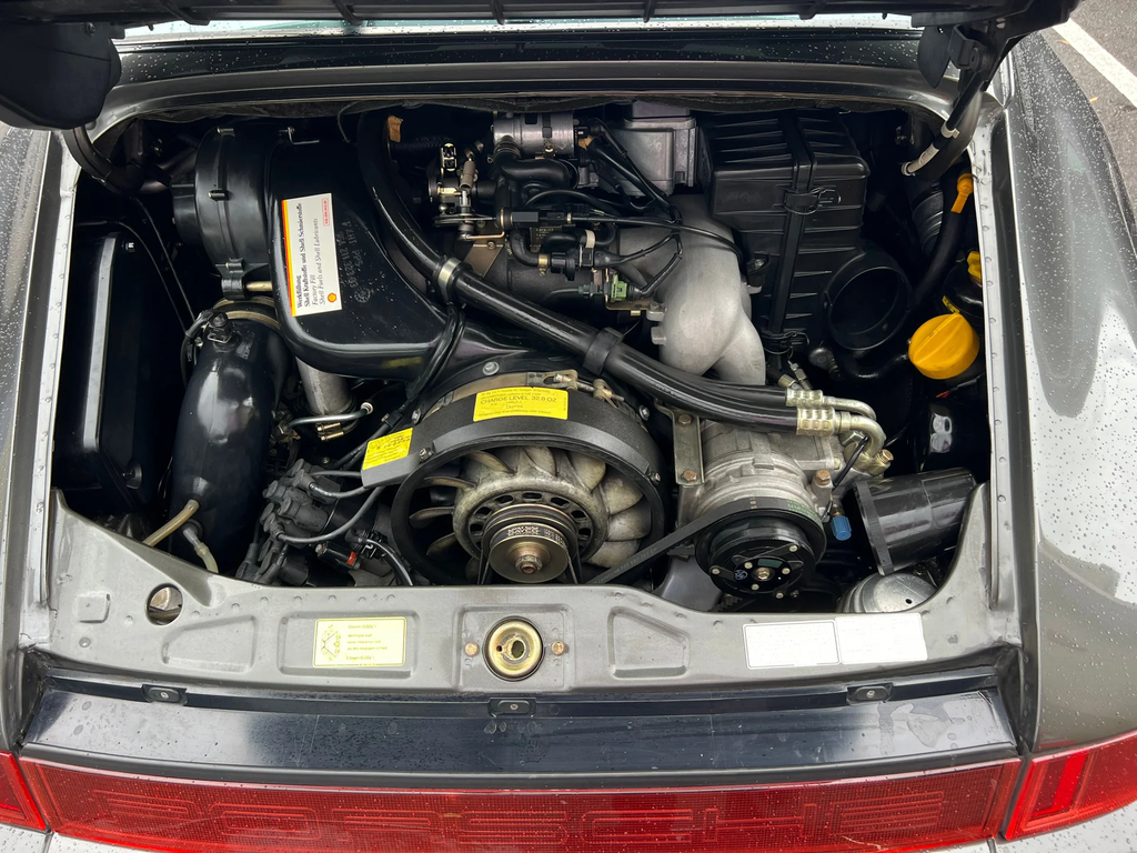 Porsche 964 Carrera 4