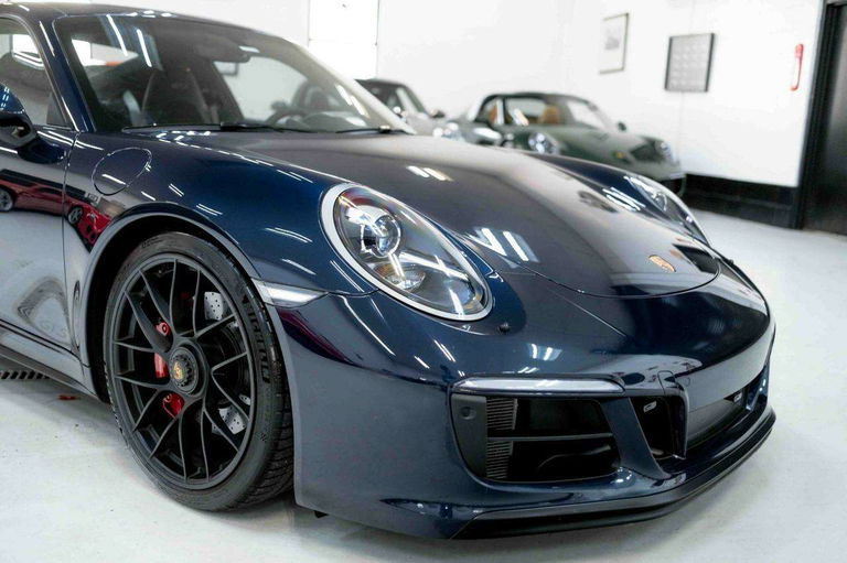 Porsche 991.2 Carrera GTS