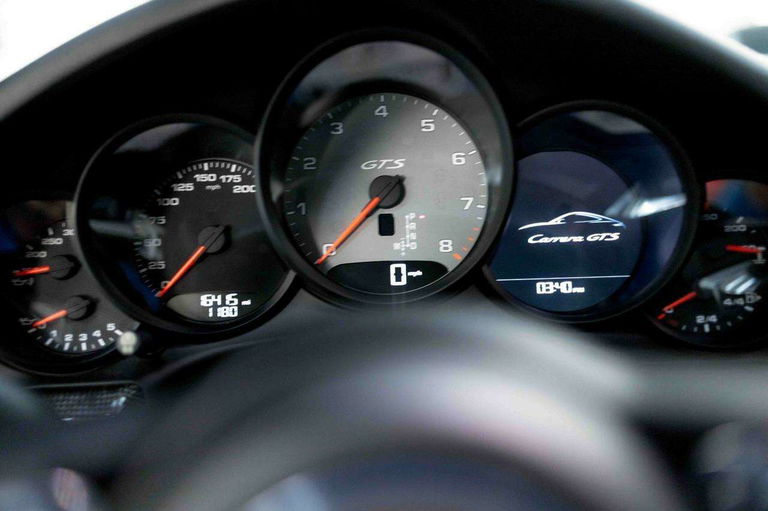 Porsche 991.2 Carrera GTS