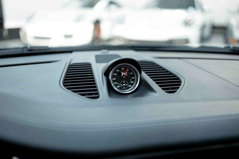 Porsche 991.2 Carrera GTS