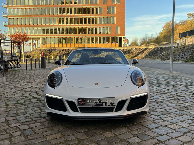 Porsche 991.2 Carrera GTS