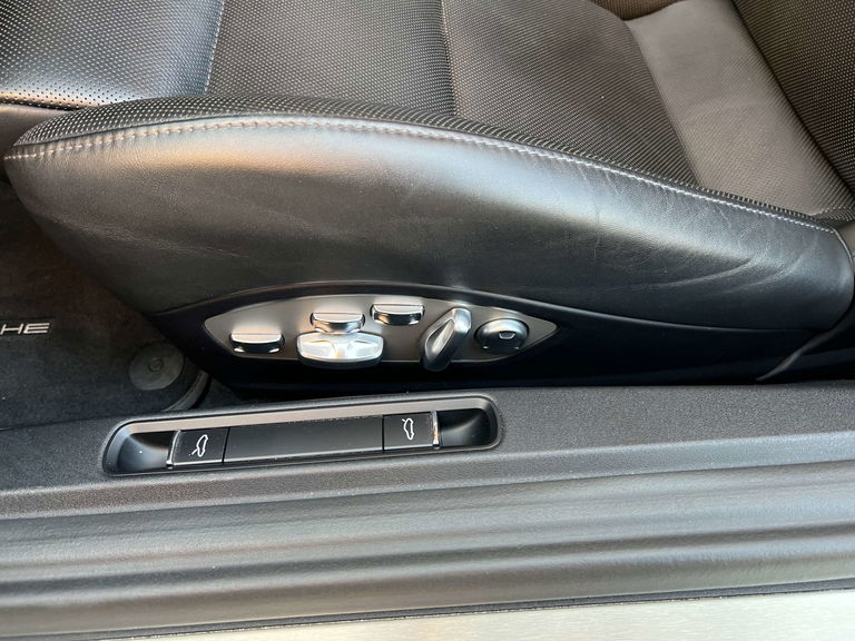 Porsche 991.2 Carrera GTS