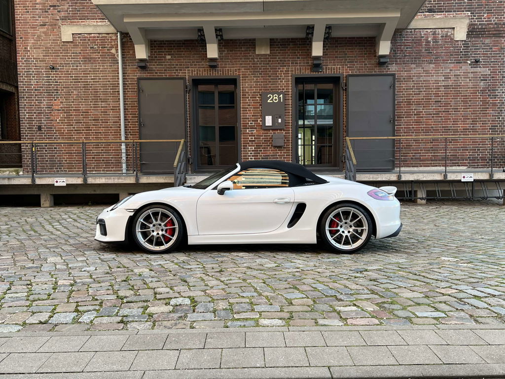 Porsche 981 Boxster Spyder