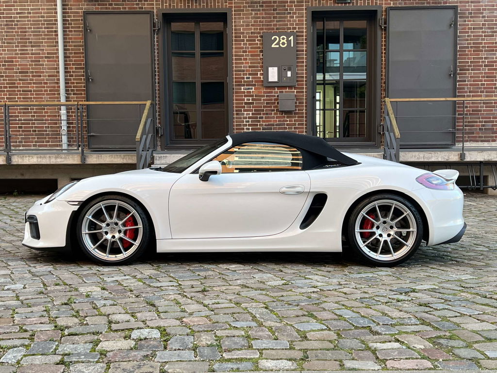 Porsche 981 Boxster Spyder