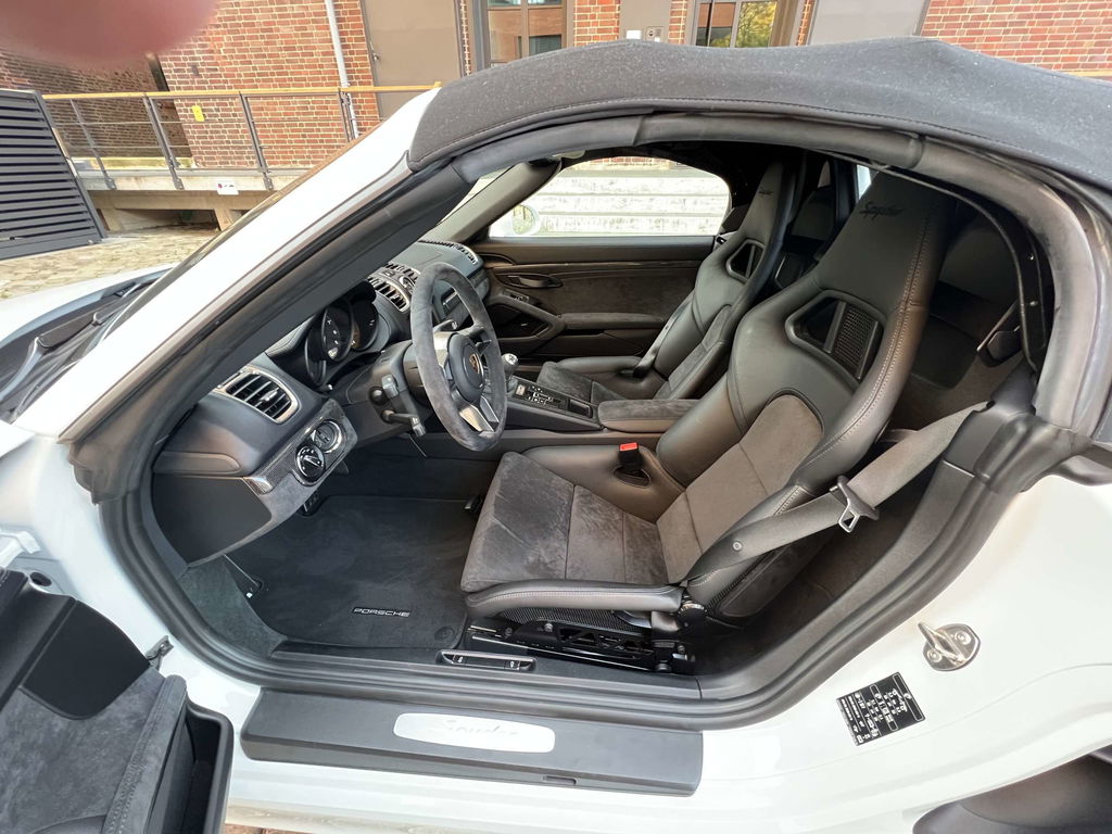 Porsche 981 Boxster Spyder