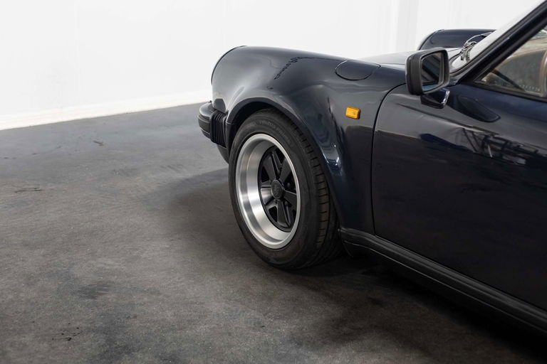 Porsche 911 Turbo 3.3