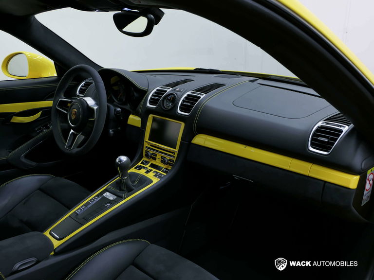 Porsche 981 Cayman GT4